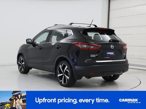 Black 2022 Nissan Rogue Sport SL