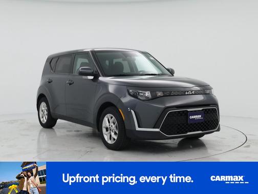 Gray 2023 Kia Soul LX