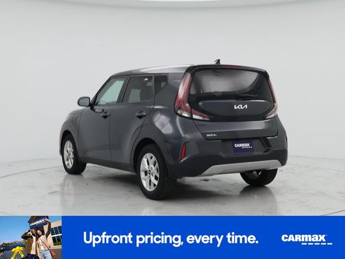 Gray 2023 Kia Soul LX