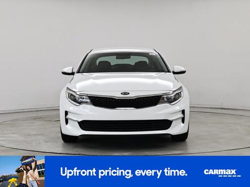 White 2018 Kia Optima LX