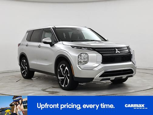 2022 Mitsubishi Outlander ES