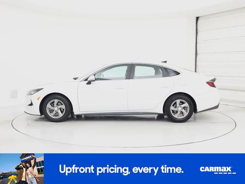 White 2023 Hyundai SONATA SE