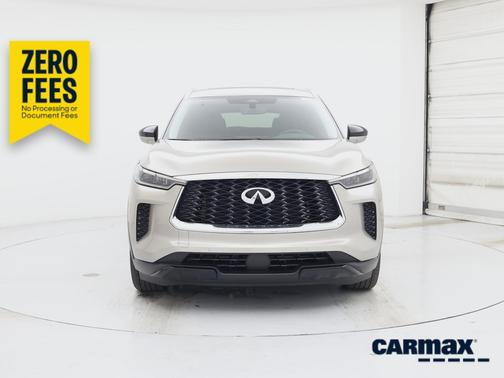 Silver 2023 INFINITI QX60 Luxe