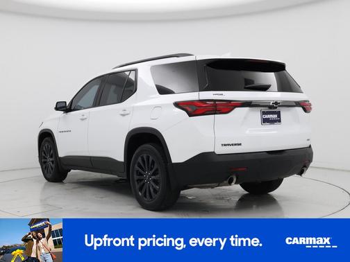 White 2022 Chevrolet Traverse RS