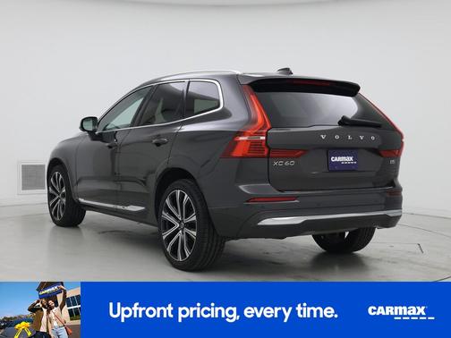 2023 Volvo XC60 B5 Ultimate Bright Theme