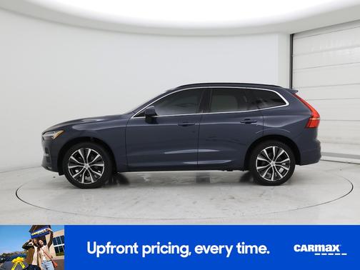 2022 Volvo XC60 B5 Momentum