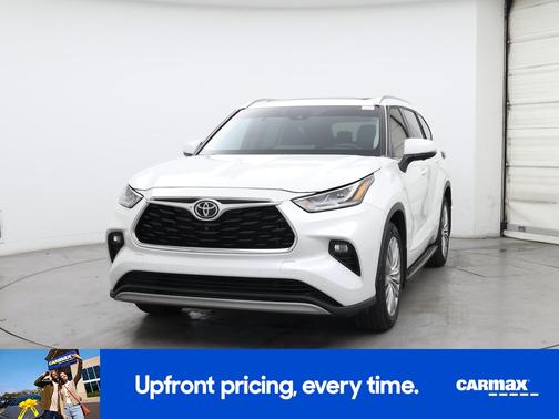 2023 Toyota Highlander Platinum