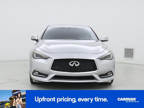 2018 INFINITI Q60 Luxe