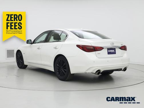 White 2018 INFINITI Q50 Luxe