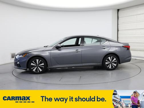 2022 Nissan Altima SL