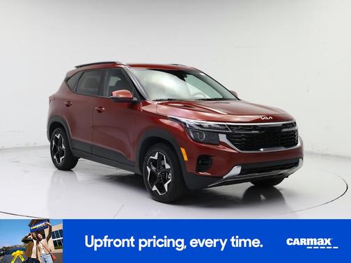 Red 2025 Kia Seltos S