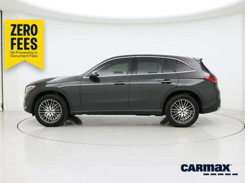 Gray 2024 Mercedes-Benz GLC 300