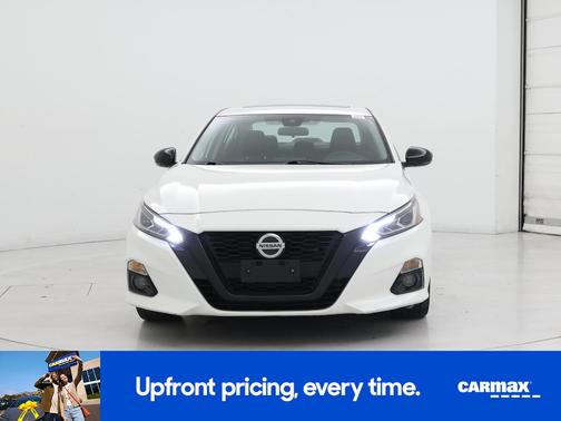 2022 Nissan Altima SR