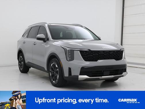 Gray 2025 Kia Sorento S