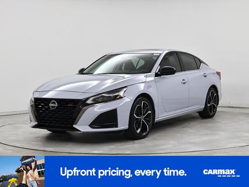 Gray 2024 Nissan Altima SR