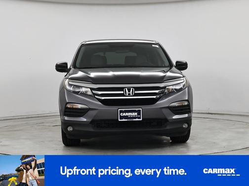 Gray 2016 Honda Pilot LX