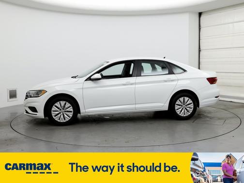 2019 Volkswagen Jetta R-Line