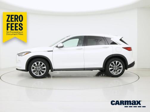 White 2022 INFINITI QX50 Luxe