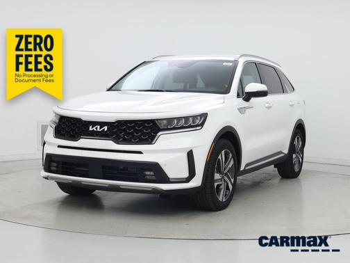 White 2023 Kia Sorento Hybrid EX