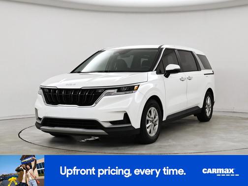 2022 Kia Carnival LX