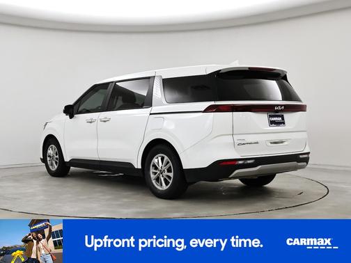 2022 Kia Carnival LX