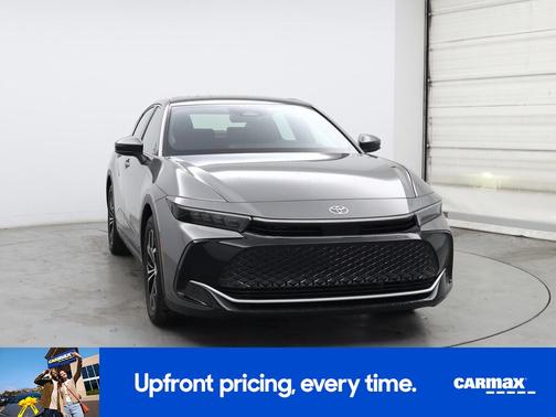 Gray 2023 Toyota Crown Limited