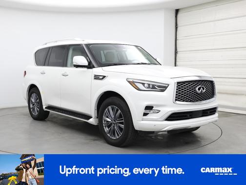 2022 INFINITI QX80 Luxe