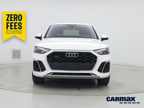 White 2023 Audi Q5 e S-Line Premium Plus