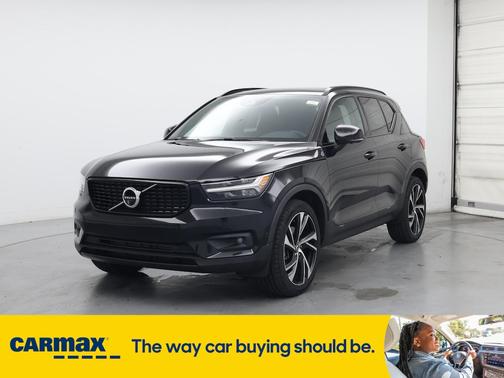 2019 Volvo XC40 T5 R-Design