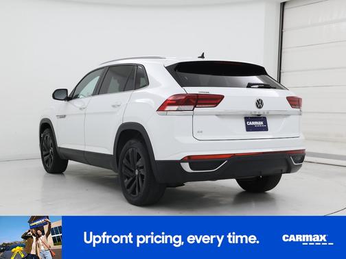 2022 Volkswagen Atlas Cross Sport SE w/Tech