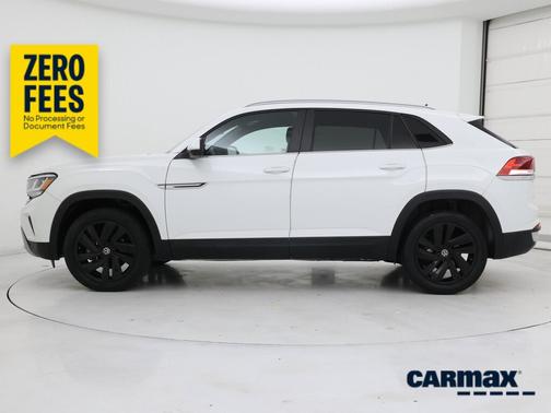 White 2022 Volkswagen Atlas Cross Sport SE w/Tech