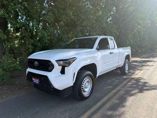 2024 Toyota Tacoma SR