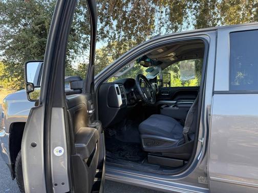 2017 Chevrolet Silverado 2500 LT