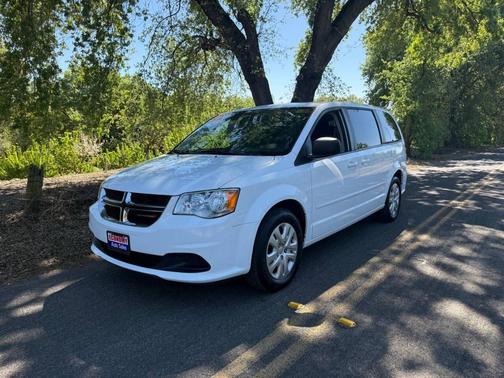 2017 Dodge Grand Caravan SE