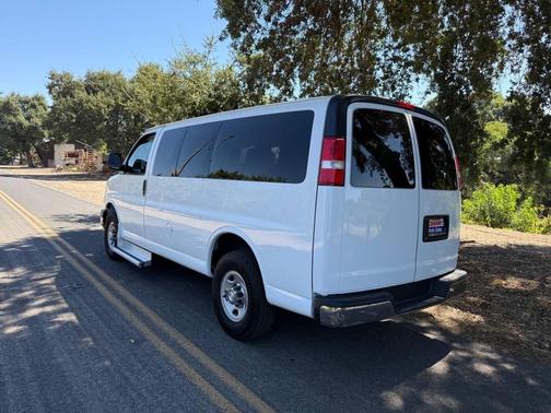 2016 Chevrolet Express 3500 LT