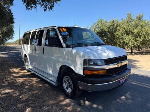 2016 Chevrolet Express 3500 LT