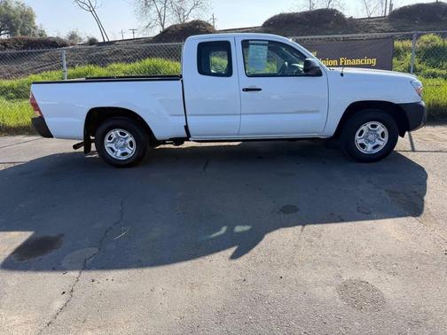 2013 Toyota Tacoma Base