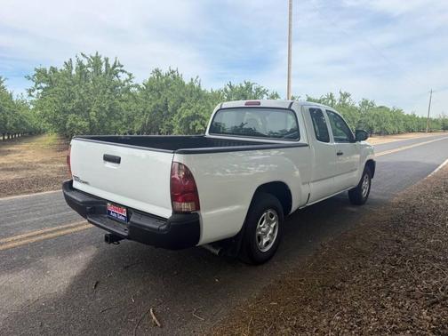 2013 Toyota Tacoma Base