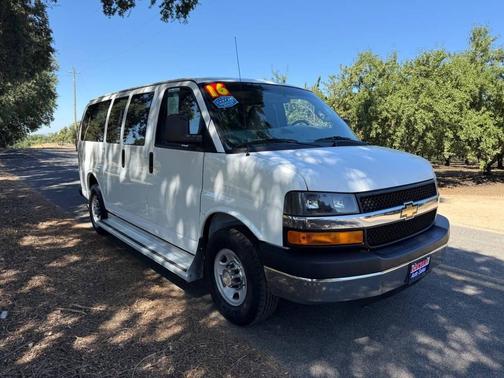 2016 Chevrolet Express 3500 LT