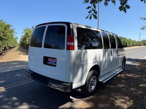 2016 Chevrolet Express 3500 LT