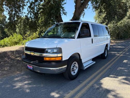 2016 Chevrolet Express 3500 LT