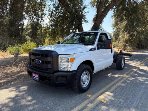 2013 Ford F-250 4X2 2dr Regular Cab 137 in. WB