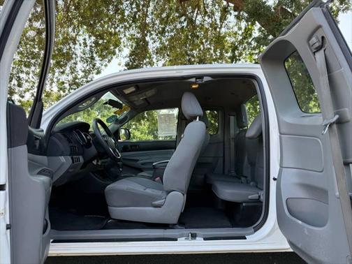 2013 Toyota Tacoma Base