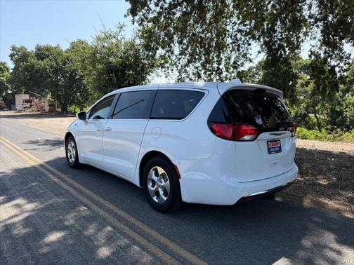 2019 Chrysler Pacifica Hybrid Touring Plus