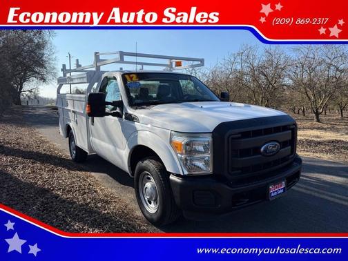 2012 Ford F-250 4X2 2dr Regular Cab 137 in. WB