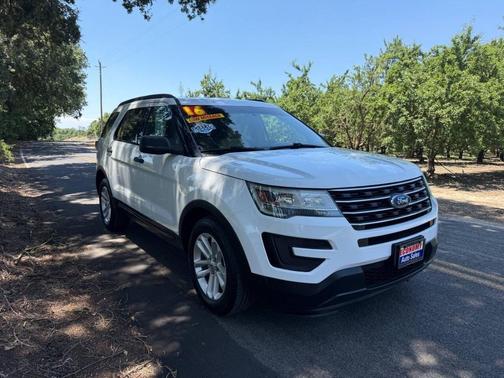 Oxford White 2016 Ford Explorer Base