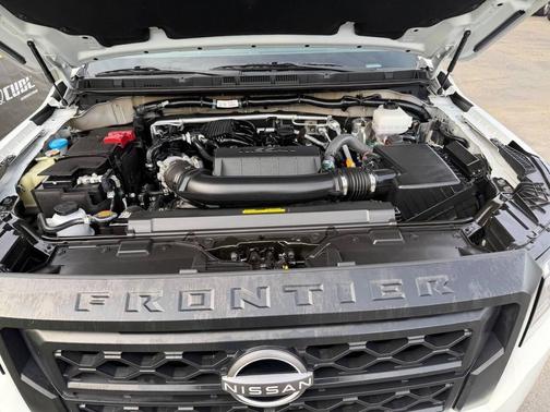 2024 Nissan Frontier S