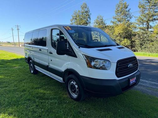 2017 Ford Transit-150 XL
