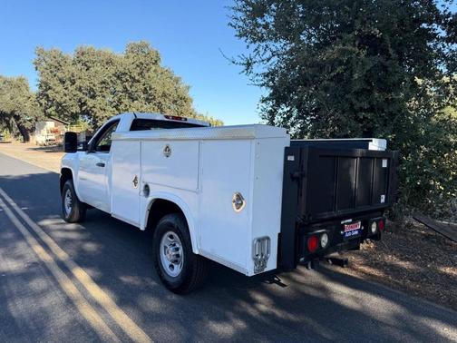 2009 Chevrolet Silverado 2500 Work Truck