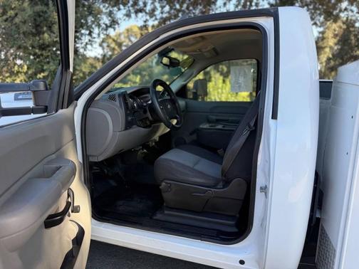 2009 Chevrolet Silverado 2500 Work Truck